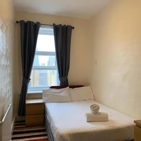 Oyo Wave Crest Hotel Blackpool