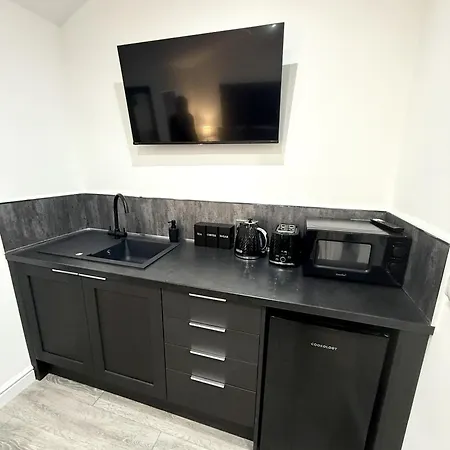Hornby Luxury Hot Tub And Jacuzzi Suites Blackpool