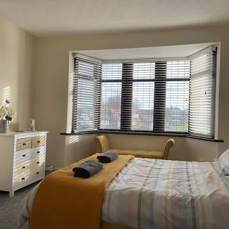 Spacious Family Minutes From The