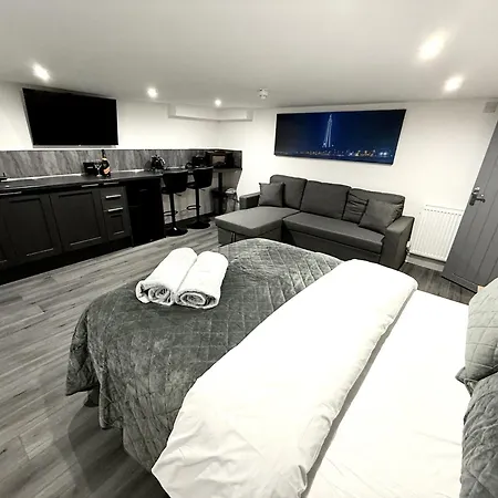 Apartment Hornby Luxury Hot Tub And Jacuzzi Suites Blackpool