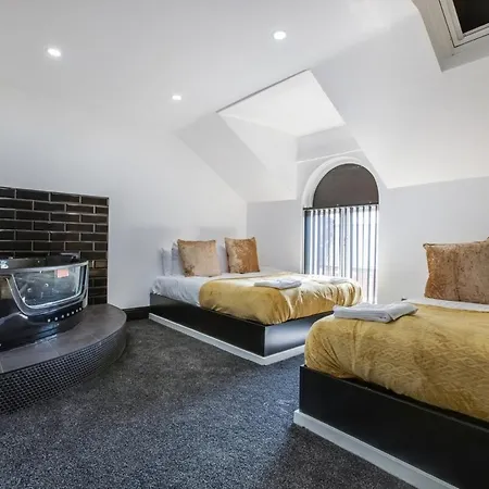 New Mixies Manor * Blackpool