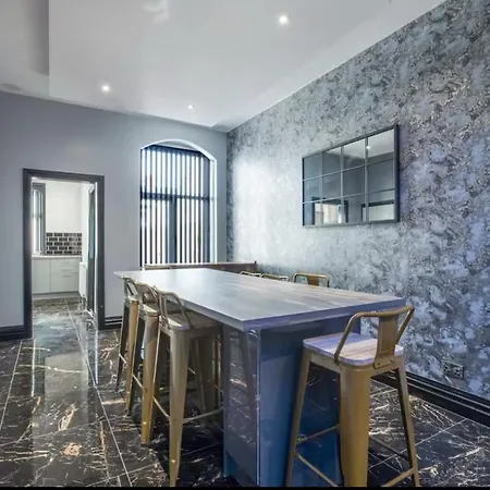 New Mixies Manor