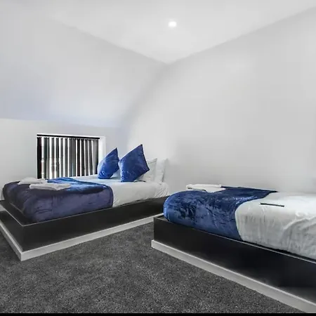 Semesterbostad New Mixies Manor