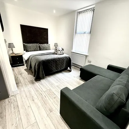 Hornby Luxury Hot Tub And Jacuzzi Suites Blackpool