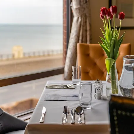 Grand 4* Blackpool