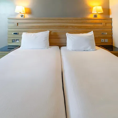 Hotel Grand 4*