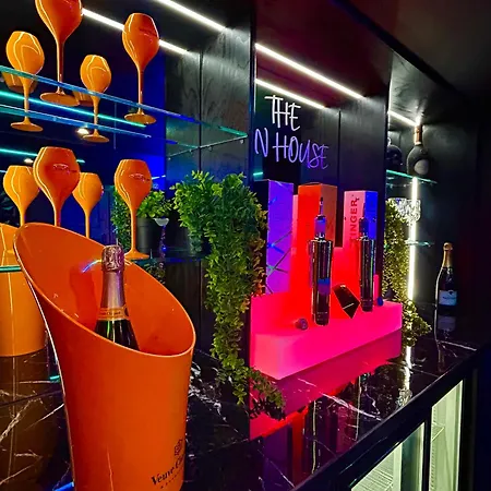بيت للعطل New - The Fun House - Private Nightclub *
