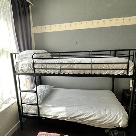 Alondra 3* Blackpool
