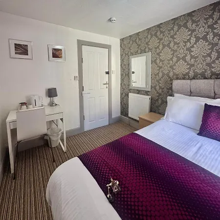 On The Beach Hotel Отель типа 