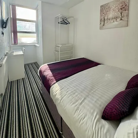 On The Beach Hotel Отель типа 