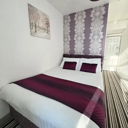 On The Beach Hotel Отель типа 