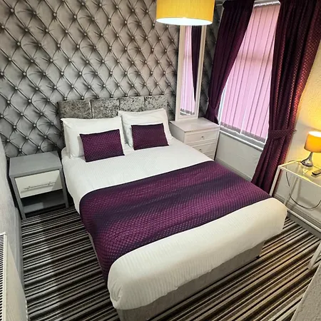 On The Beach Hotel Отель типа 
