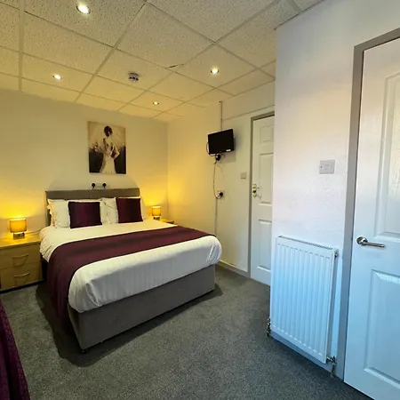 On The Beach Hotel 3*