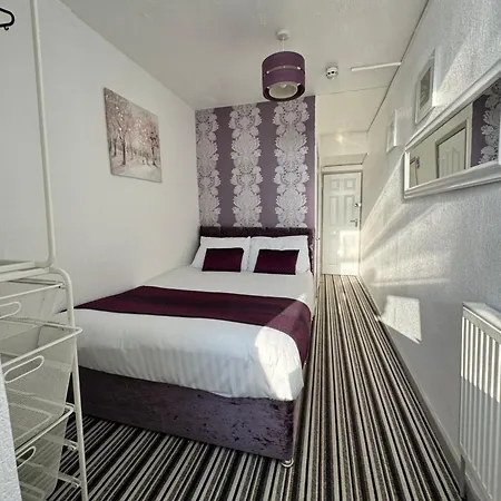 On The Beach Hotel 3*