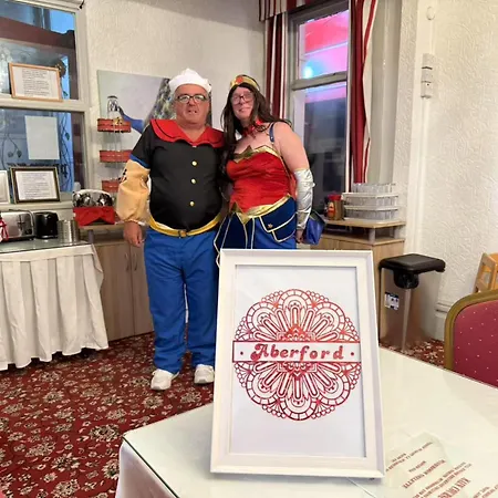The Aberford Гостевой дом 3*