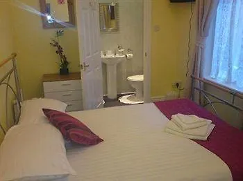 Hotel Doric House 2*