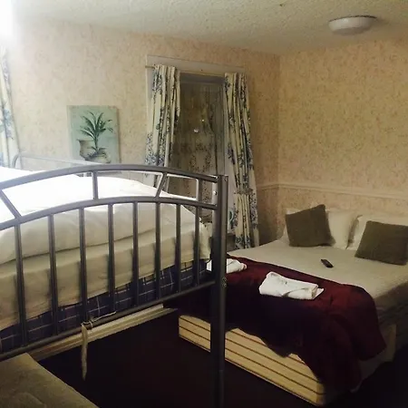 The Albany 3* בלקפול
