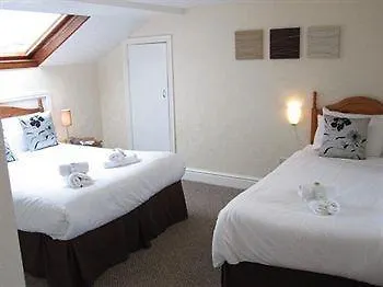 Happy Return Hotel