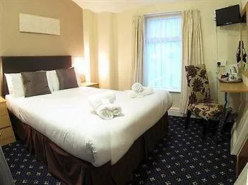 Happy Return Hotel 3*