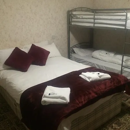 The Albany בית הארחה 3*
