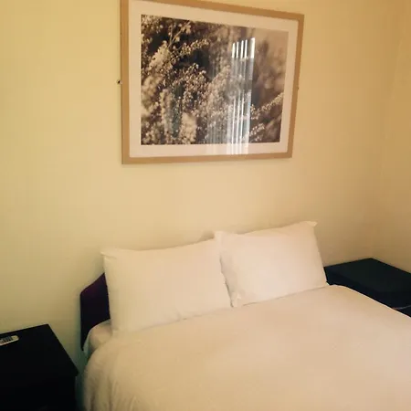 Peek-A-Booze - Budget Hotel - Adults Only Hotel 2*