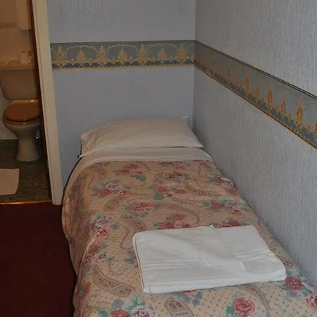 Hotel Broadway 3*