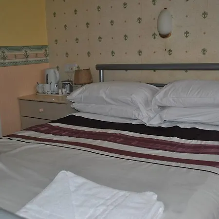 Hotel Broadway 3*