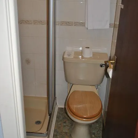 Hotel Broadway 3*