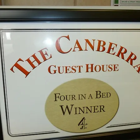 Pensionat Canberra Guest House/hotel