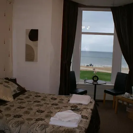 Earlsway Bed & Breakfast 2*