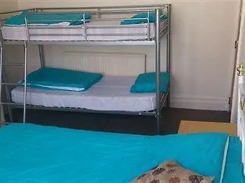 Pensionat Crooked Retreat 3*
