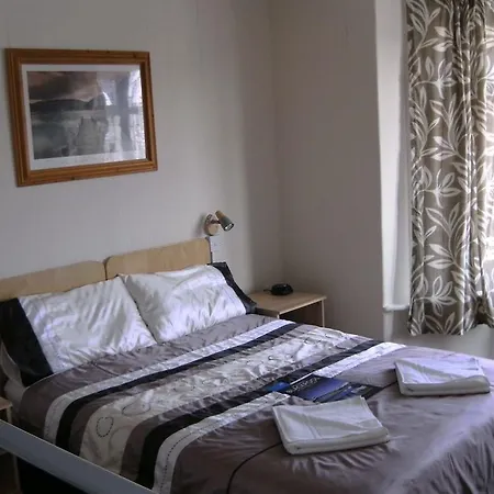 Smart - 3* Blackpool