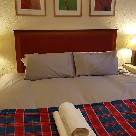 Bed & Breakfast Famille - Famille Group Blackpool