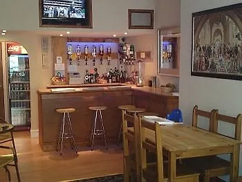 Hotel Doric House 2*