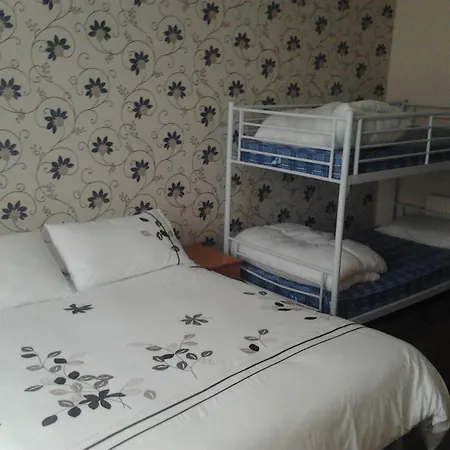 Dering Bed & Breakfast 3*