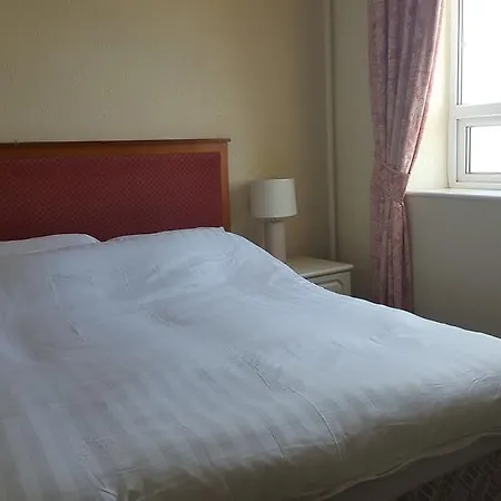 Famille - Famille Group Bed & Breakfast Blackpool