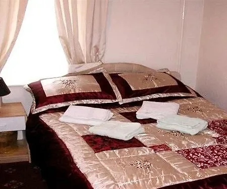 Willow Grove 3* Blackpool