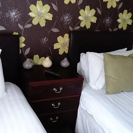 Отель The Wakefield House 2*