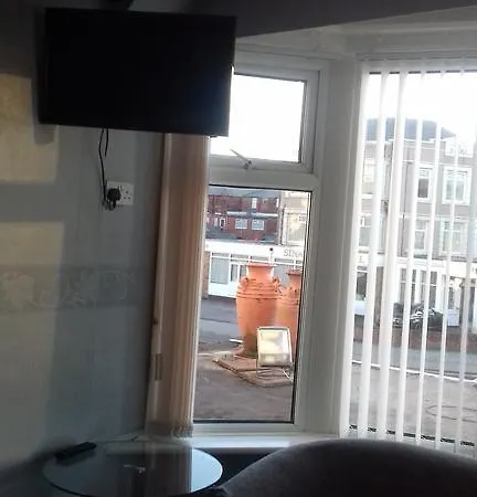 Elmfield Hotel 3*