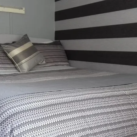 Elmfield 3*