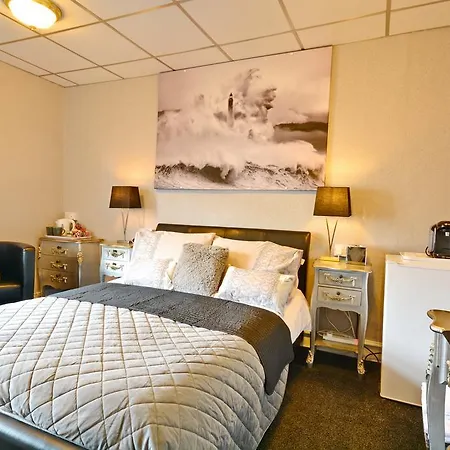 4 Star Phildene Hotel