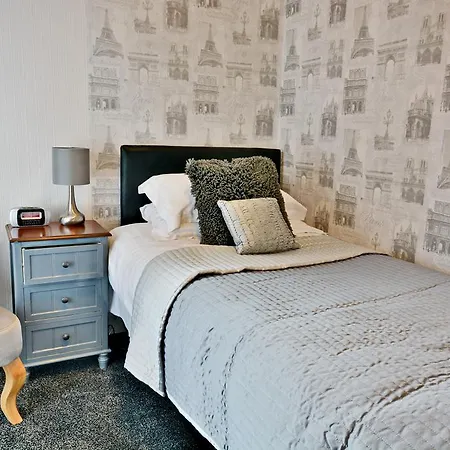 4 Star Phildene Blackpool