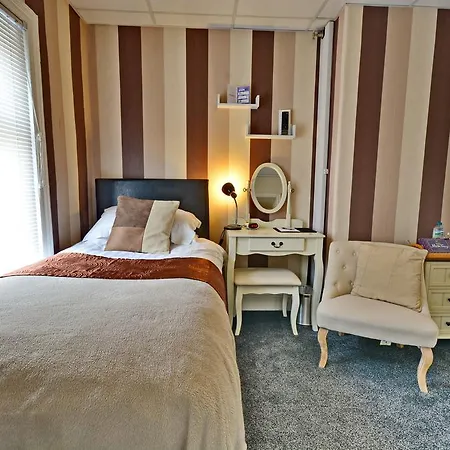 4 Star Phildene Blackpool