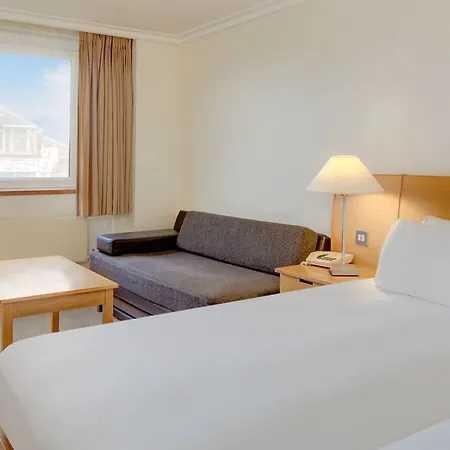 Grand 4* Blackpool