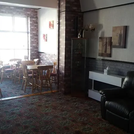 Crompton House 2* Blackpool
