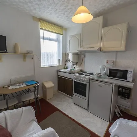 Lyndale Flats Apartment