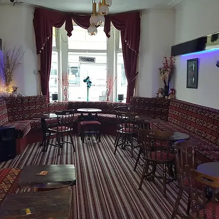 Guest house Darfield 2*