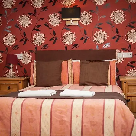 The Trafford 3* Blackpool