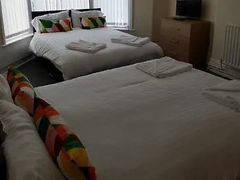 Zebra Hotel 2*