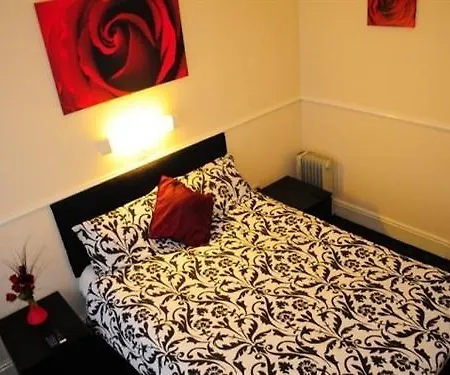 Hotel Hayward 2*